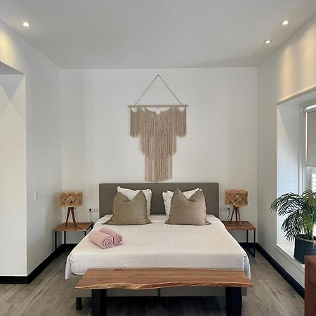 Saint Tropez Boutique Hotel Willemstad Bilik gambar
