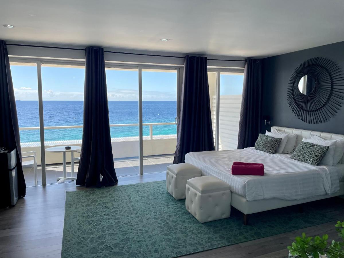Saint Tropez Boutique Hotel Willemstad Luaran gambar