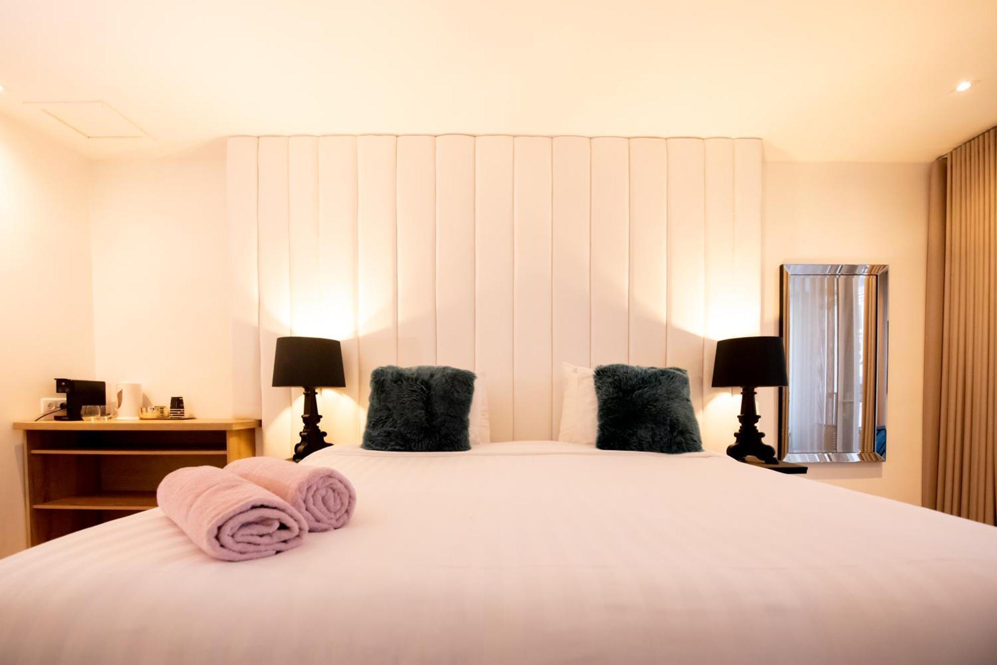 Saint Tropez Boutique Hotel Willemstad Bilik gambar