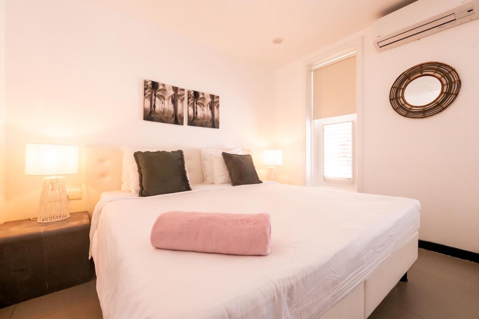 Saint Tropez Boutique Hotel Willemstad Bilik gambar