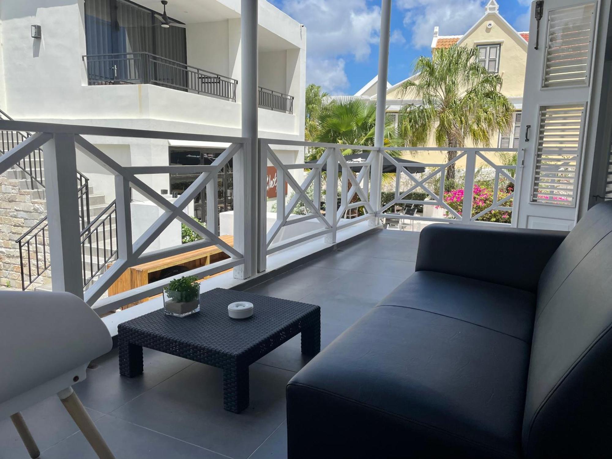 Saint Tropez Boutique Hotel Willemstad Bilik gambar