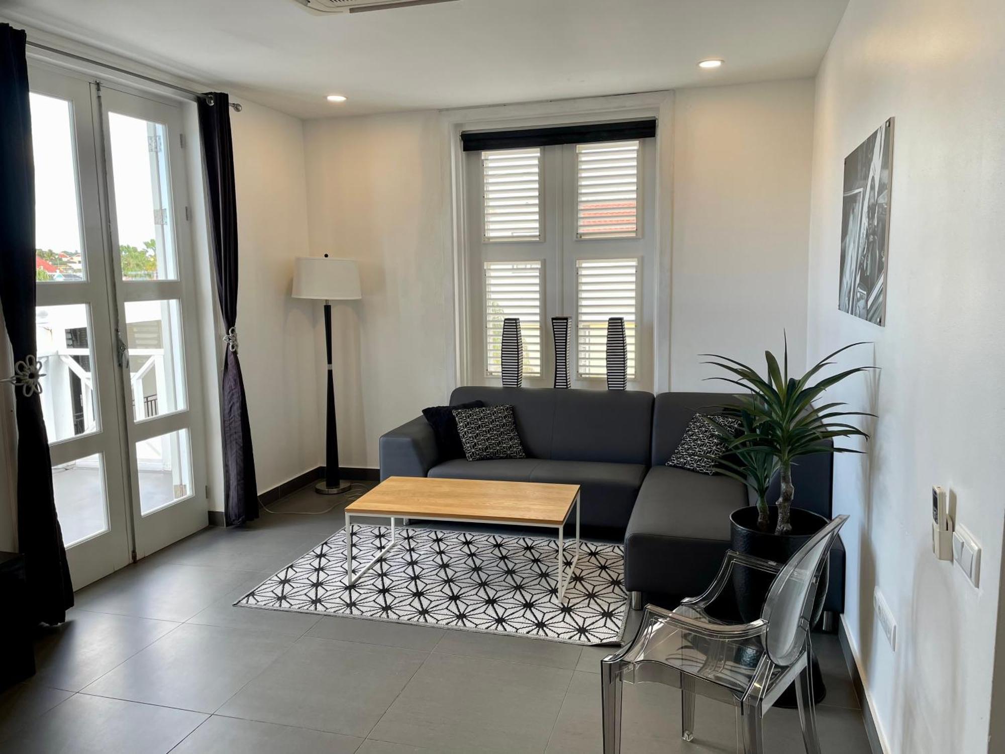 Saint Tropez Boutique Hotel Willemstad Bilik gambar